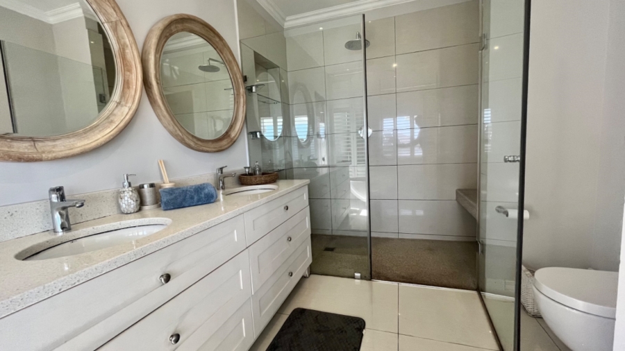 5 Bedroom Property for Sale in Pinnacle Point Golf Estate Western Cape